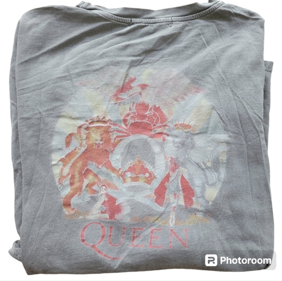 Daydreamer Queen Official Merchandise Gray Daydreamer Tee Shirt Size One Size - Picture 1 of 9